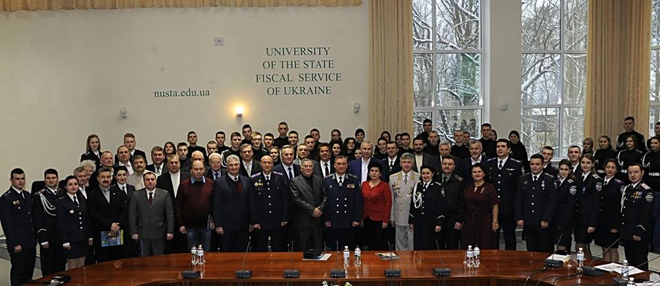 Зустріч з нагоди 20-ї річниці створення податкової міліції та привітання присутніх ветеранів з врученням пам’ятних відзнак Зустріч з нагоди 20-ї річниці створення податкової міліції та привітання присутніх ветеранів з врученням пам’ятних відзнак