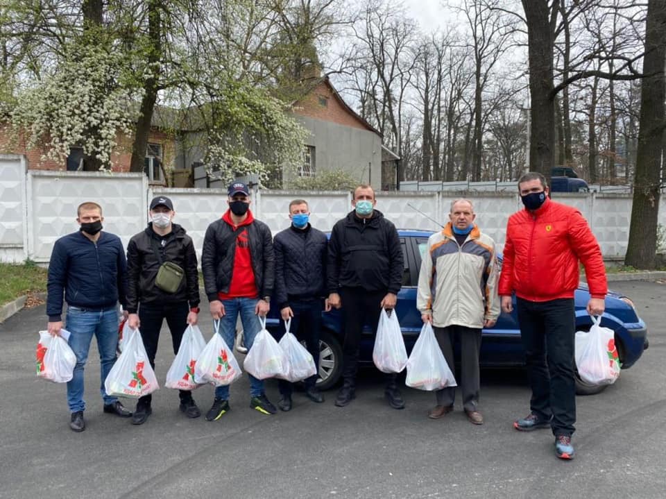 Офіцери УДФСУ особисто привітали ветеранів університету із Великодніми святами