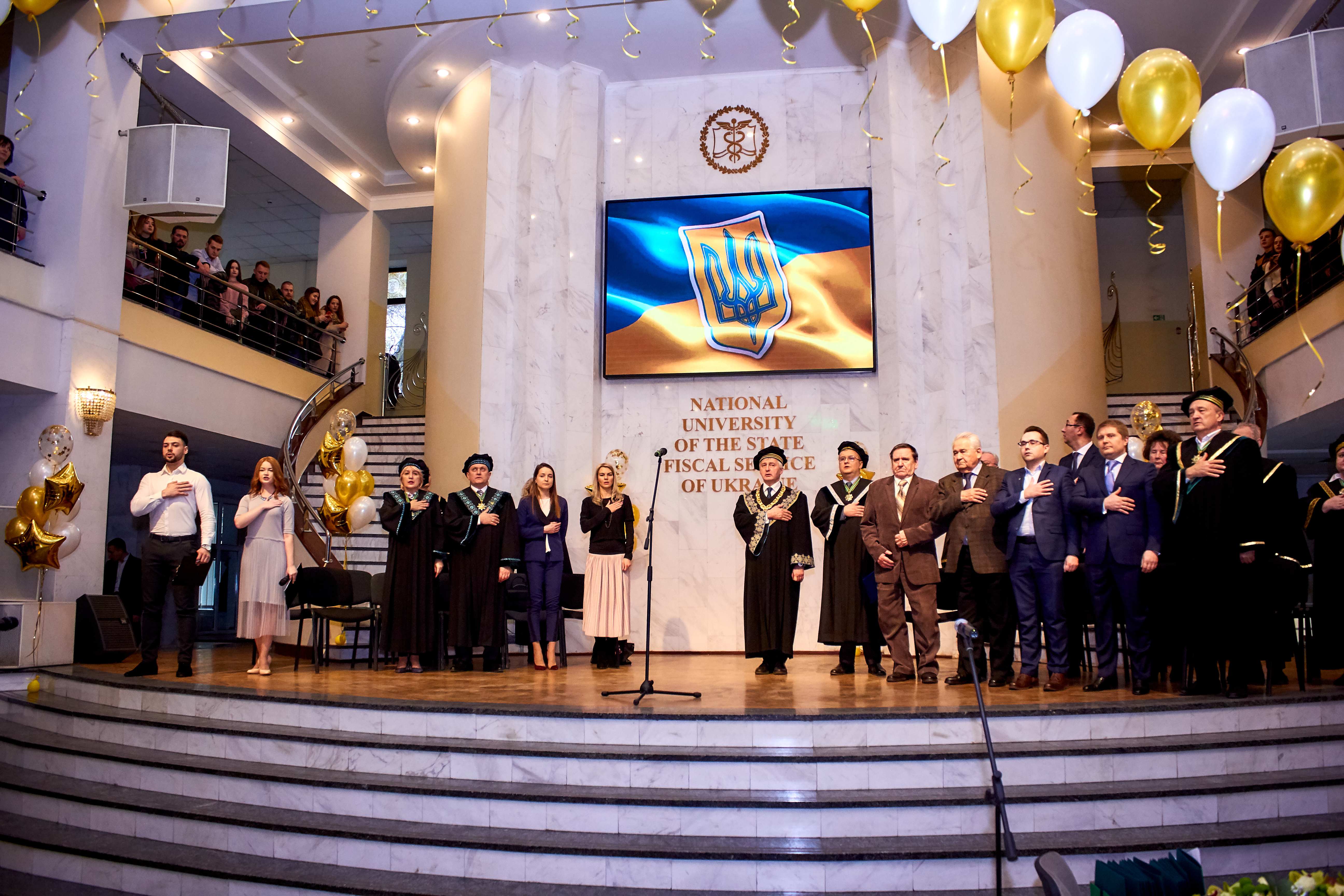 Відбулися урочистості з нагоди випуску магістрів ННІ фінансів, банківської справи