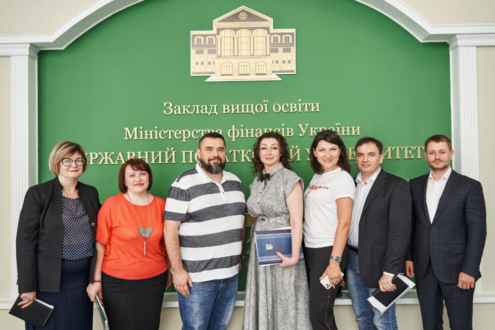 Відбулася зустріч керівництва Університету ДФС України з представниками аудиторської компанії Crowe Ukraine Відбулася зустріч керівництва Університету ДФС України з представниками аудиторської компанії Crowe Ukraine